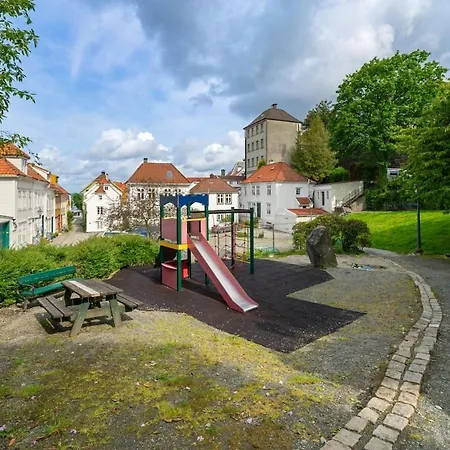 Modern Near Bryggen - Classic Architecture Διαμέρισμα *