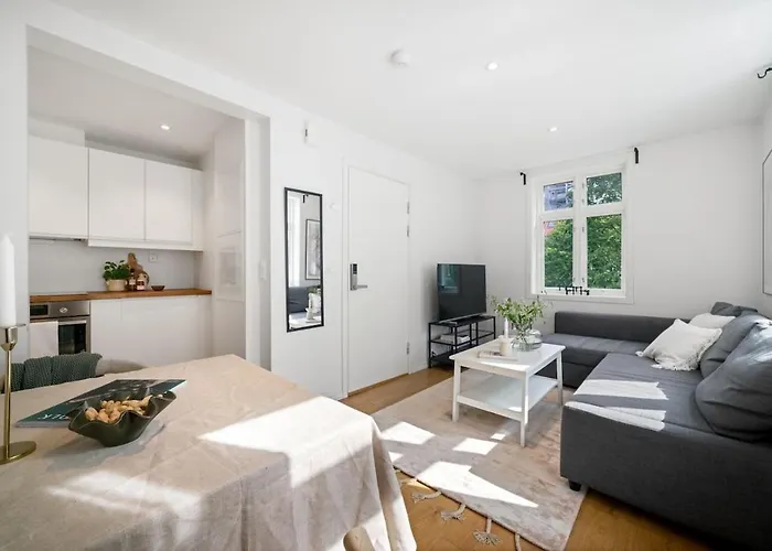 Modern Near Bryggen - Classic Architecture Apartment