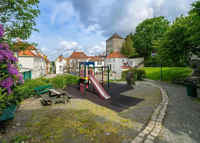 Modern Near Bryggen - Classic Architecture アパート *